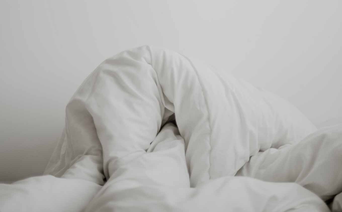 Cotton vs. Linen Bedding: Which One is Right for You?